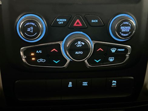 Used 2020 RAM 1500 Classic Warlock w/ Electronics Group RWD image 11