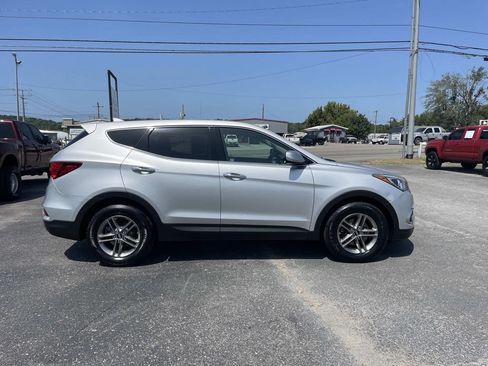 Used 2017 Hyundai Santa Fe Sport w/ Cargo Package AWD/4WD image 2