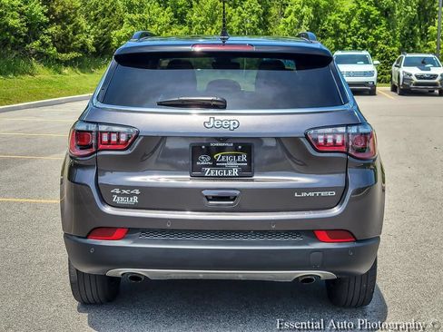 Used 2023 Jeep Compass Limited w/ Sun and Sound Group AWD/4WD image 5