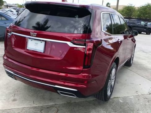 Certified 2023 Cadillac XT6 Premium Luxury FWD image 13