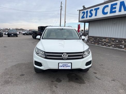 Used 2017 Volkswagen Tiguan Wolfsburg Edition image 3