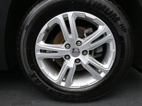 Used 2020 GMC Terrain SLE w/ Driver Convenience Package AWD/4WD image 10