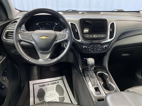 Used 2022 Chevrolet Equinox Premier image 30