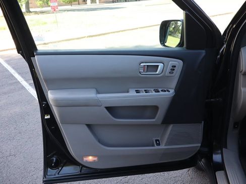 Used 2012 Honda Pilot Touring image 25