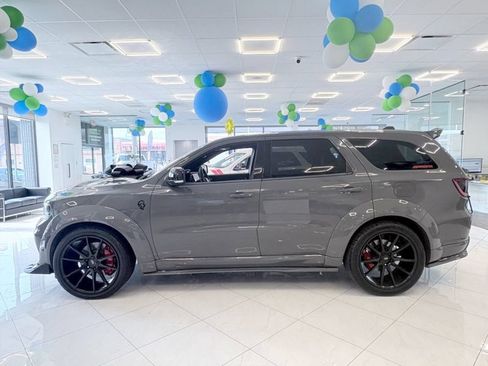 Used 2022 Dodge Durango R/T w/ Tow 'N Go Package AWD/4WD image 4
