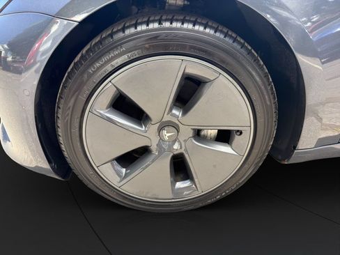 Used 2022 Tesla Model 3 Long Range AWD/4WD image 21