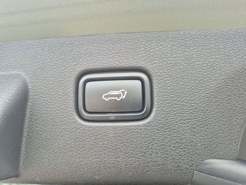 Used 2023 Kia Sportage X-Line w/ X-Line Premium Package AWD/4WD image 12