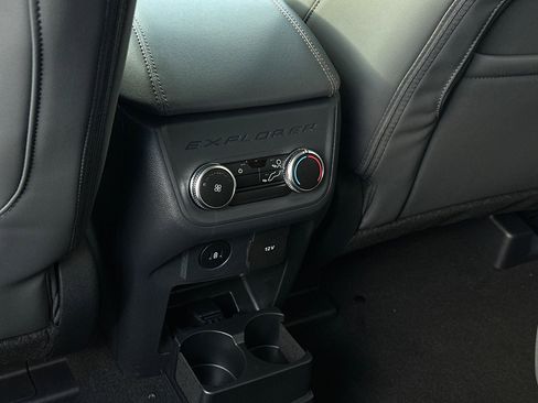 New 2026 Ford Explorer Active w/ Active Comfort Package image 19