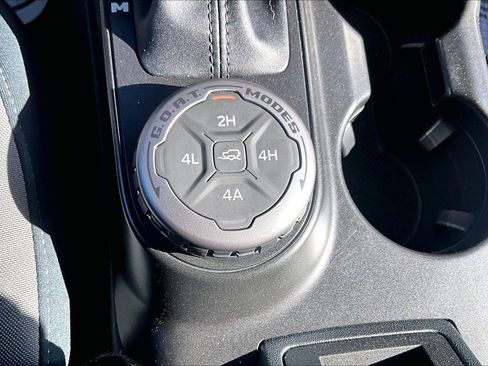 Used 2022 Ford Bronco Outer Banks w/ Sasquatch Package image 28