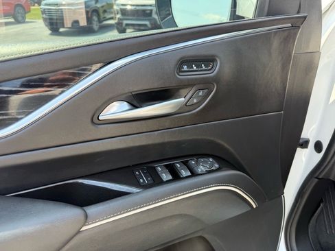 Used 2022 Cadillac Escalade ESV Sport image 20