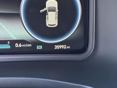 Used 2023 Hyundai Kona SE image 18