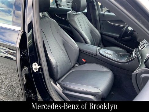 Certified 2022 Mercedes-Benz E 350 4MATIC Sedan image 11