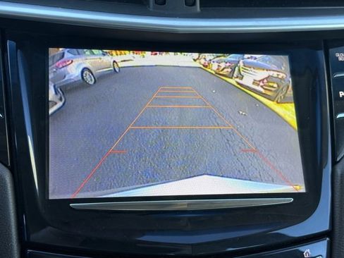 Used 2014 Cadillac XTS Luxury image 2