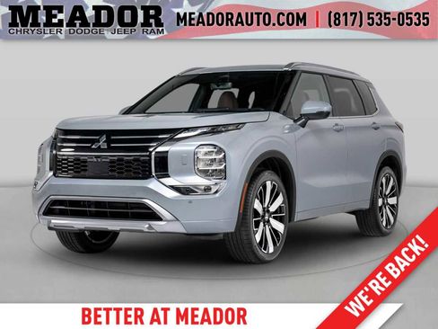 Used 2025 Mitsubishi Outlander SEL image 1