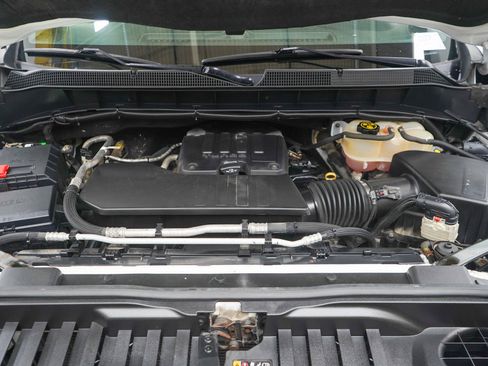Used 2019 Chevrolet Silverado 1500 LT w/ Fleet Comfort Package AWD/4WD image 34