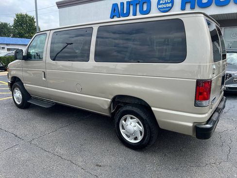 Used 2013 Ford E-350 and Econoline 350 XL RWD image 12