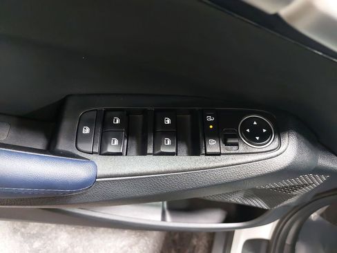 Used 2024 Kia Seltos S image 28