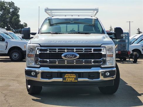 New 2025 Ford F350 XL w/ XL Chrome Package image 3