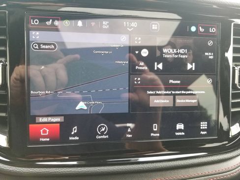 Certified 2025 Dodge Durango R/T w/ Blacktop Package AWD/4WD image 27