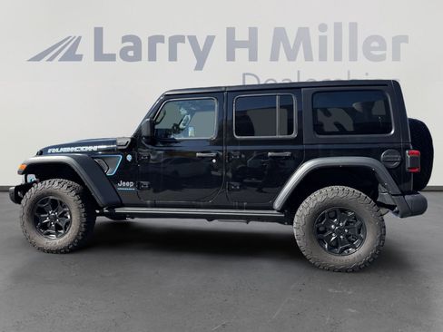 New 2023 Jeep Wrangler Unlimited Rubicon 4xe image 5