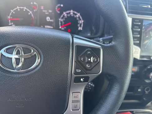 Used 2022 Toyota 4Runner SR5 Premium w/ Moonroof Package RWD image 16