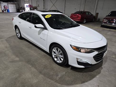 Used 2019 Chevrolet Malibu LT FWD image 20