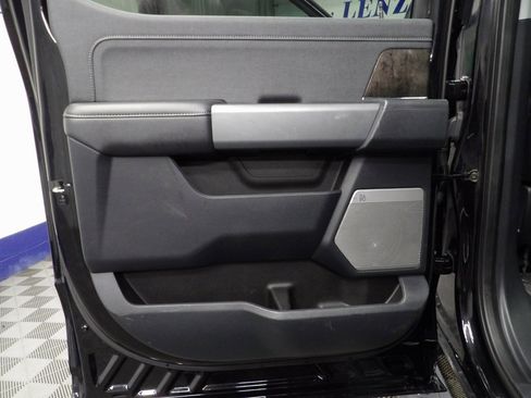 Used 2024 Ford F250 Lariat w/ Black Appearance Package image 58