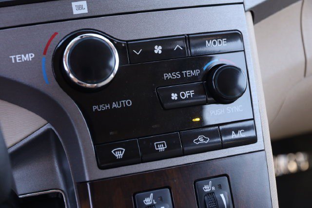 Used 2013 Toyota Venza XLE w/ XLE Premium Pkg AWD/4WD image 21