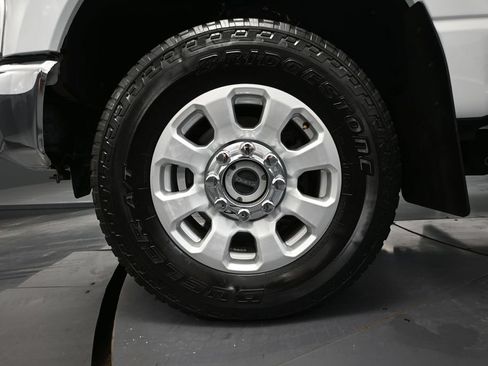 Used 2024 Ford F250 XLT w/ FX4 Off-Road Package AWD/4WD image 13