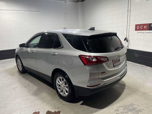 Used 2019 Chevrolet Equinox LT FWD image 4