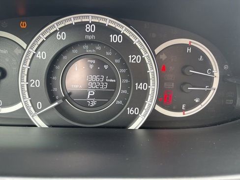 Used 2017 Honda Accord LX image 25