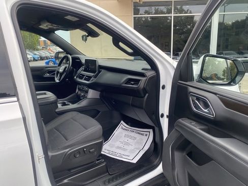Used 2022 GMC Yukon SLE image 27