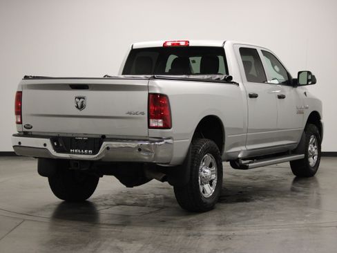 Used 2018 RAM 2500 Tradesman w/ Chrome Appearance Group AWD/4WD image 8