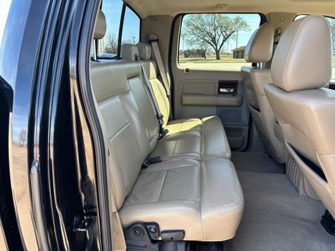 Used 2005 Ford F150 XLT image 9