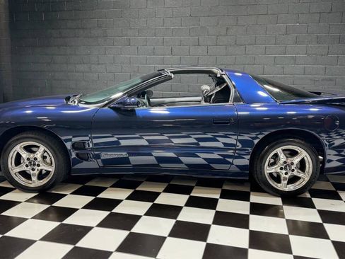 Used 1999 Pontiac Firebird Formula w/ Security Pkg image 9