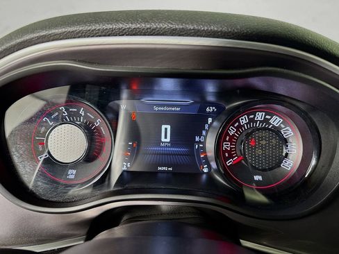 Used 2022 Dodge Challenger R/T w/ Driver Convenience Group image 18