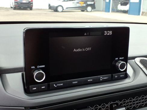 Used 2025 Honda Accord SE image 17