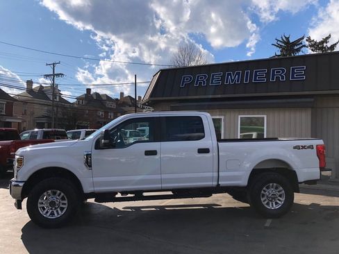 Used 2018 Ford F350 XL image 2