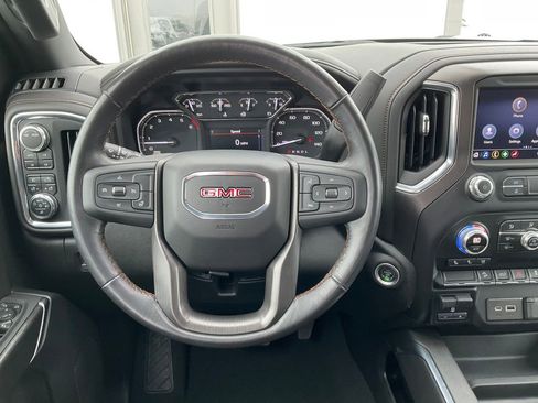 Used 2021 GMC Sierra 1500 AT4 image 4