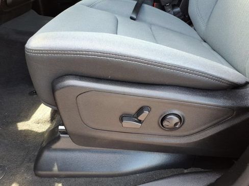 Used 2022 RAM 1500 Big Horn RWD image 14