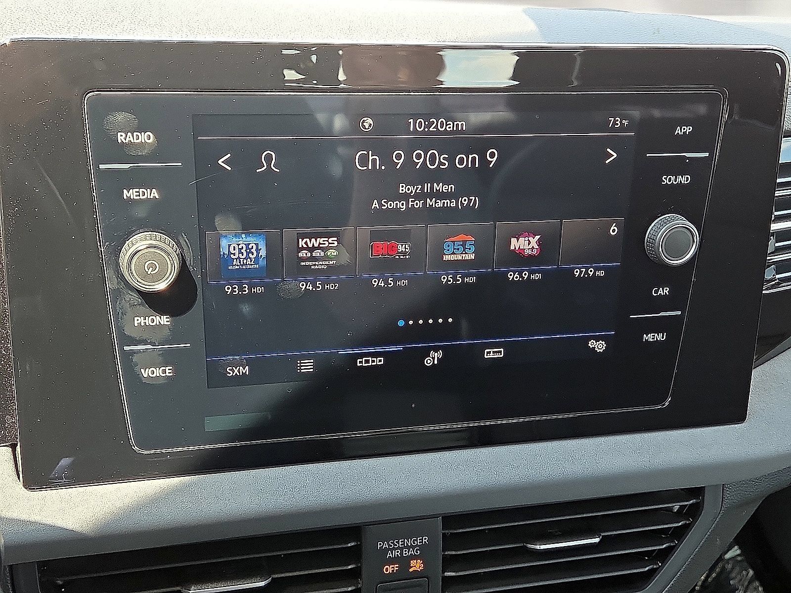 Used 2025 Volkswagen Jetta SE FWD image 24
