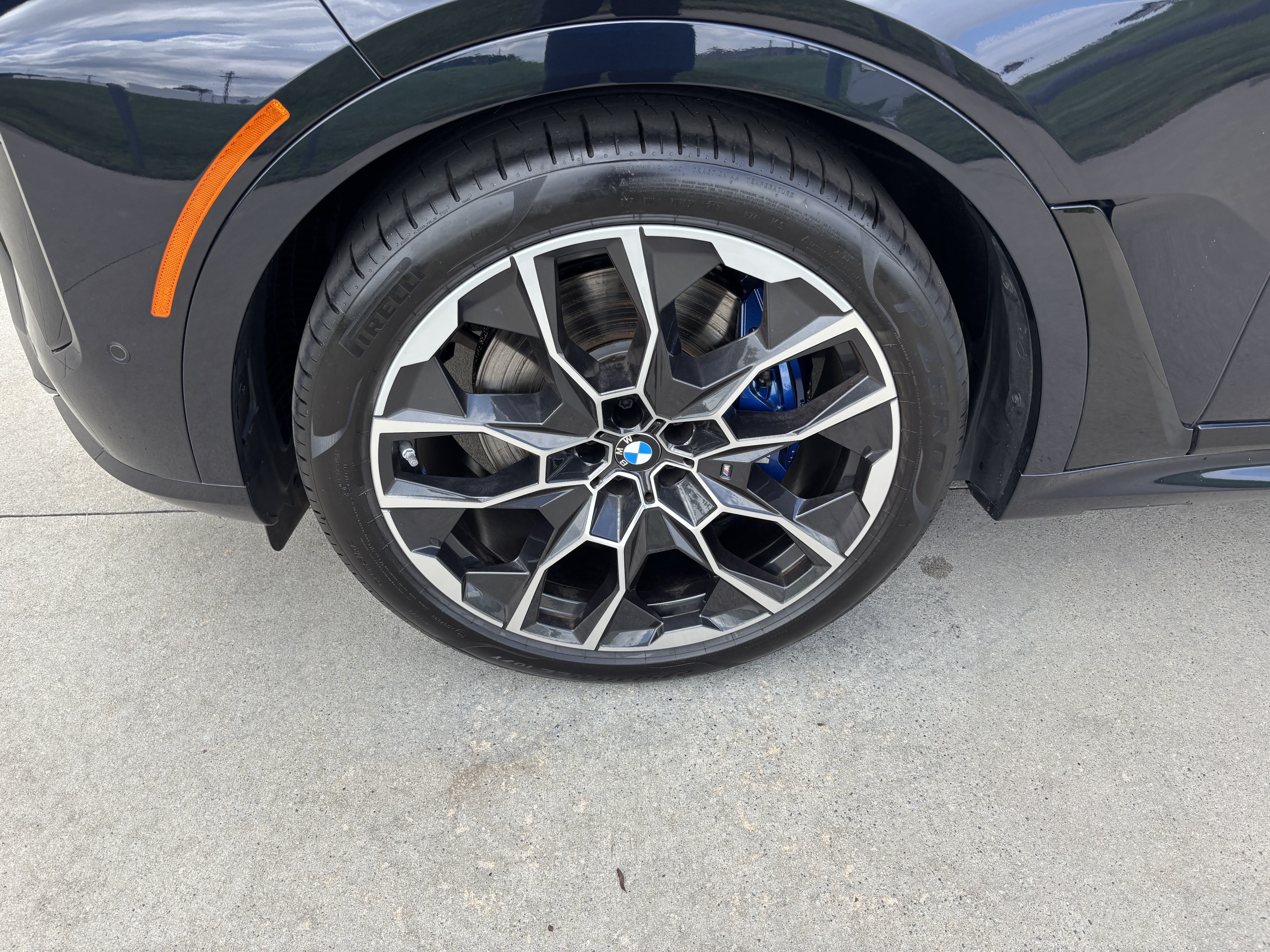 Certified 2026 BMW X7 M60i w/ Climate Comfort Package AWD/4WD image 13