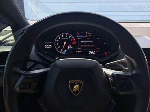 Used 2015 Lamborghini Huracan LP 610-4 image 31