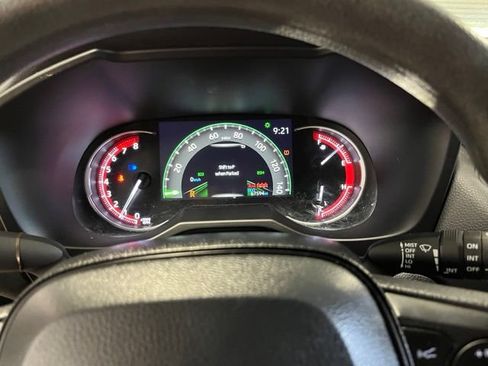 Used 2023 Toyota RAV4 XLE FWD image 27