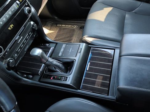 Used 2023 Lexus GX 460 Premium image 24