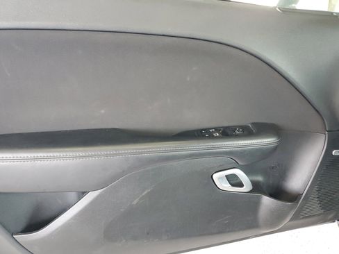 Certified 2023 Dodge Challenger SXT image 16