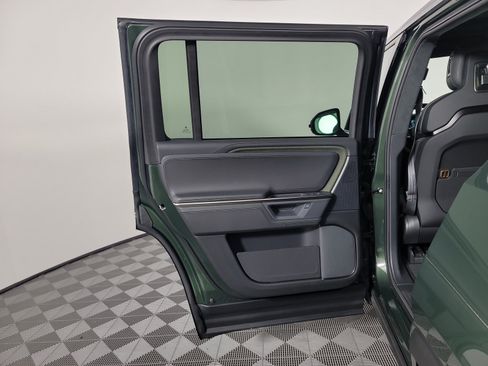 Used 2025 Rivian R1S Adventure AWD/4WD image 17