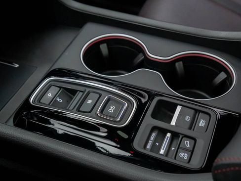 Certified 2026 Honda Pilot Black Edition image 24