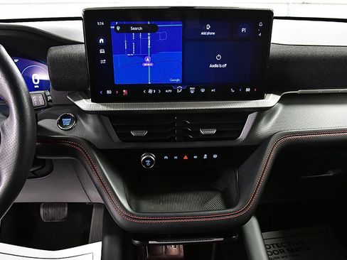 Used 2025 Ford Explorer ST-Line image 24