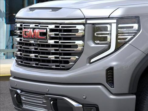 New 2026 GMC Sierra 1500 Denali w/ Denali Reserve Package AWD/4WD image 13